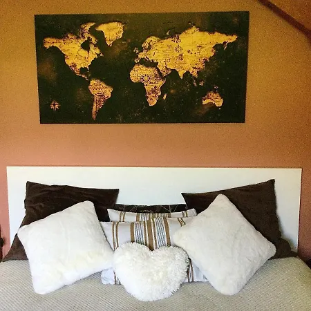 Guest house Location Le Panorama - Aeroport Geneve - Pays De Gex Chevry (Ain)